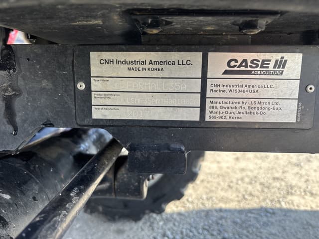 Image of Case IH Farmall 35A equipment image 2