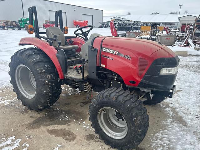 Image of Case IH Farmall 45C equipment image 2