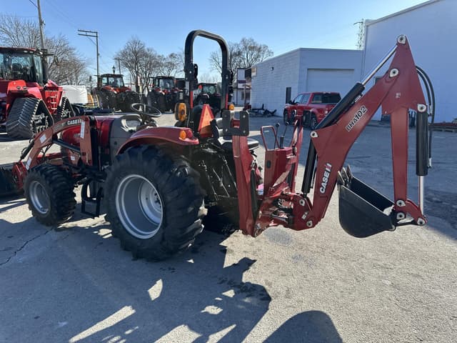 Image of Case IH Farmall 55C equipment image 4
