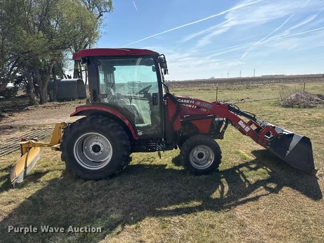 Image of Case IH Farmall 55C equipment image 3