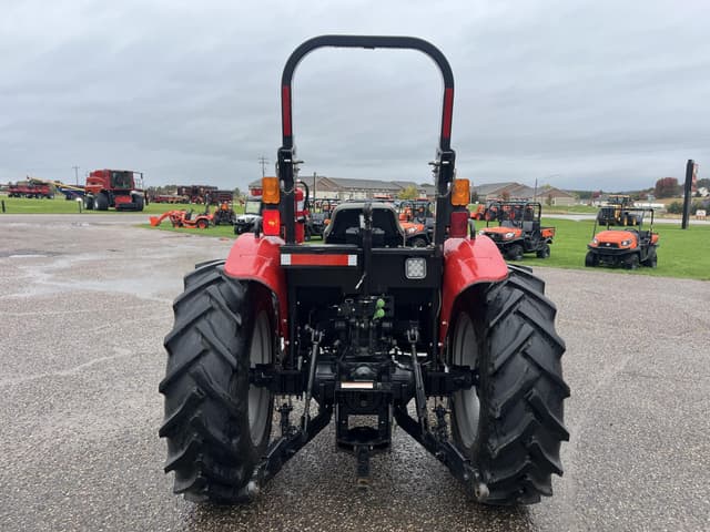 Image of Case IH Farmall 60A equipment image 3