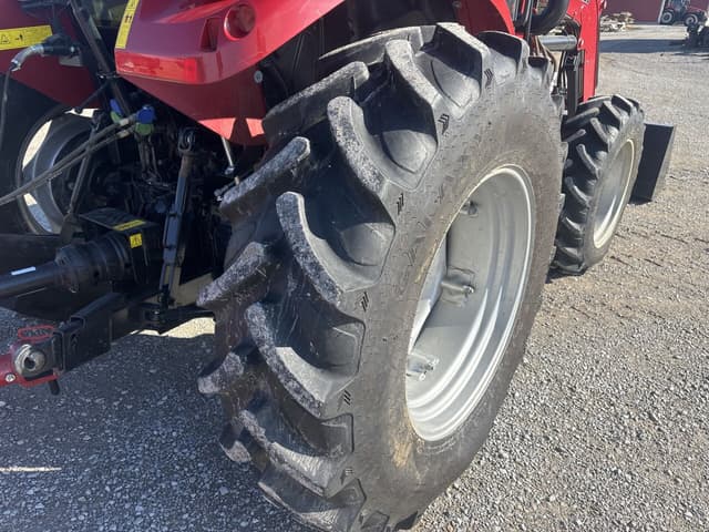 Image of Case IH Farmall 75C equipment image 4