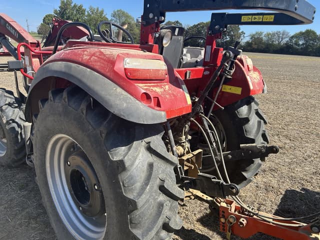 Image of Case IH Farmall 75C equipment image 4