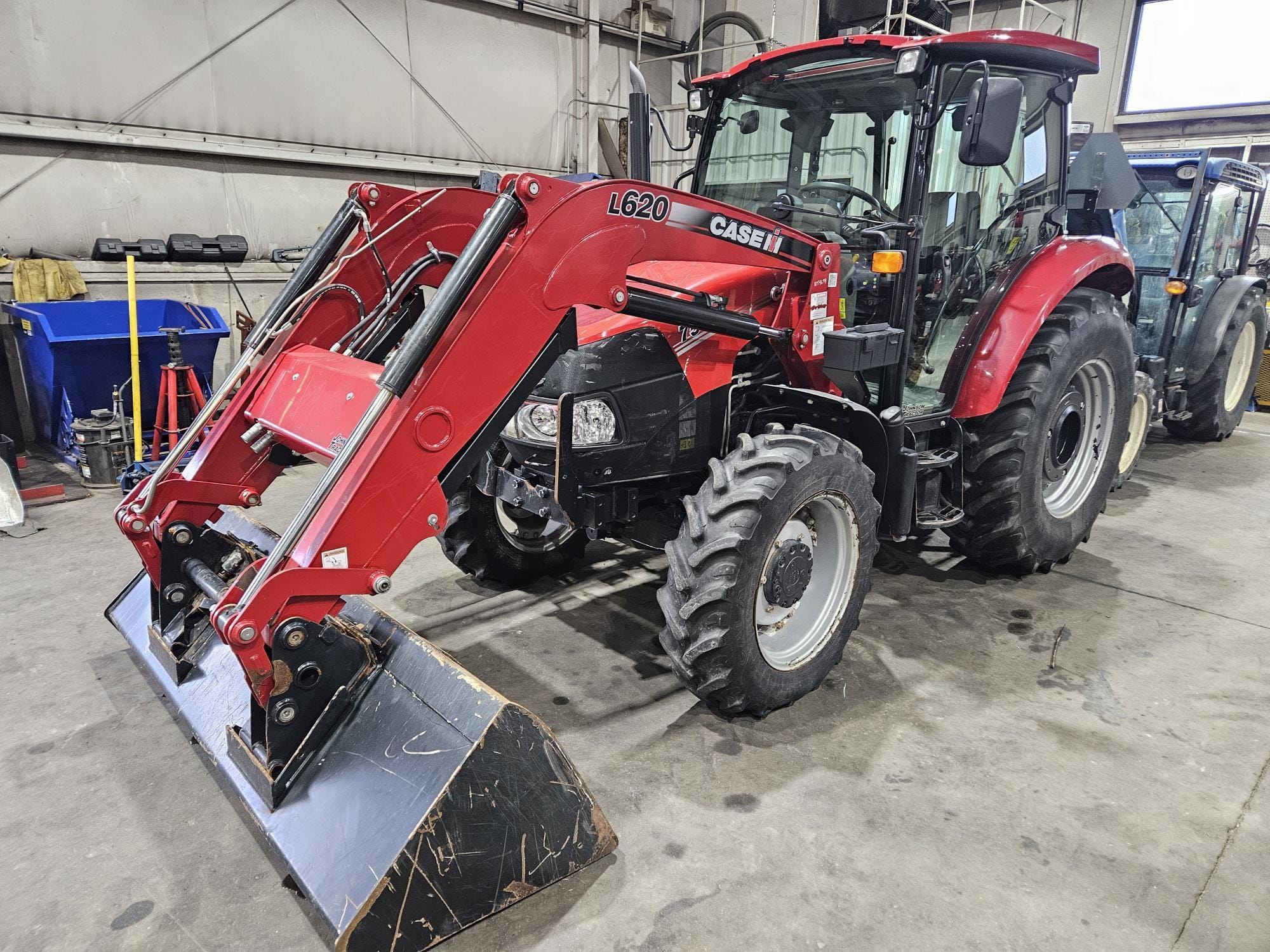 2018 Case IH Farmall 75C Equipment Image0