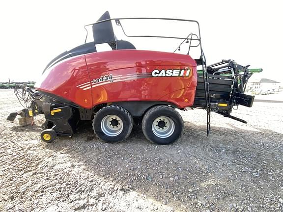 Image of Case IH LB434XL equipment image 3