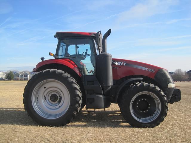 Image of Case IH Magnum 280 equipment image 3