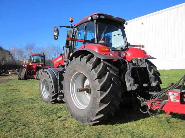 Image of Case IH Magnum 340 equipment image 4