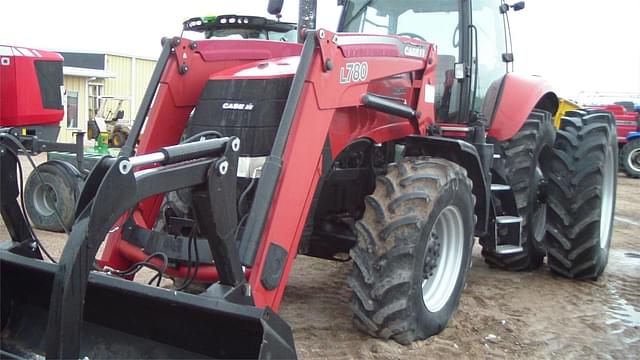 Image of Case IH Magnum 180 equipment image 4