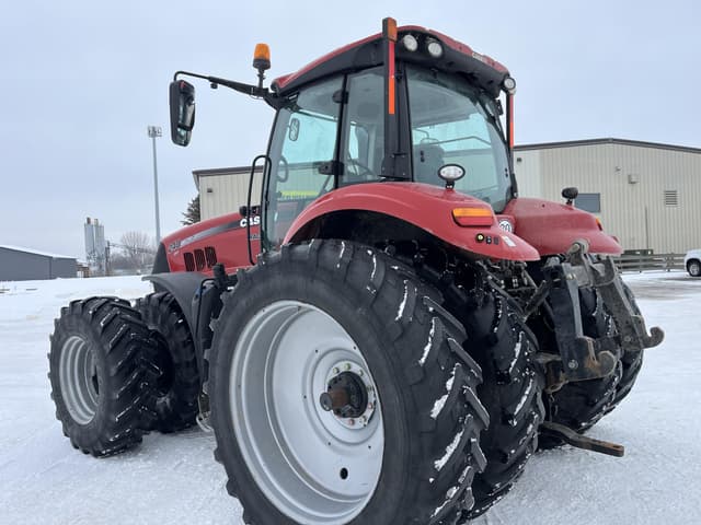 Image of Case IH Magnum 240 equipment image 2