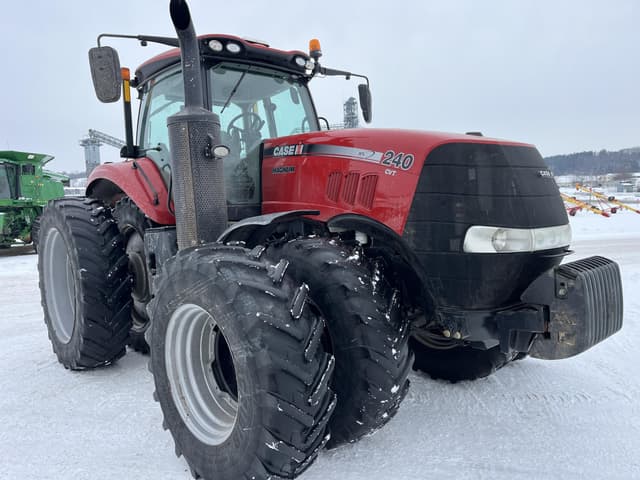Image of Case IH Magnum 240 equipment image 1