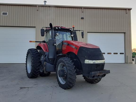 Image of Case IH Magnum 250 Primary image