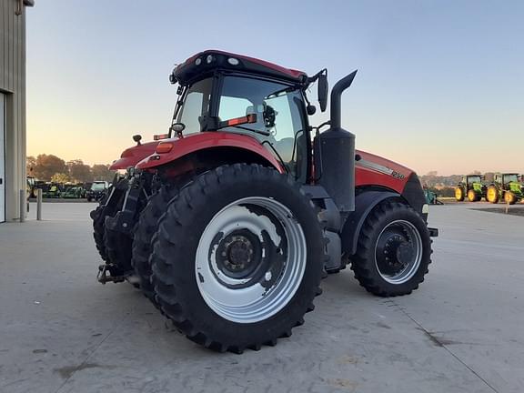 Image of Case IH Magnum 250 equipment image 4
