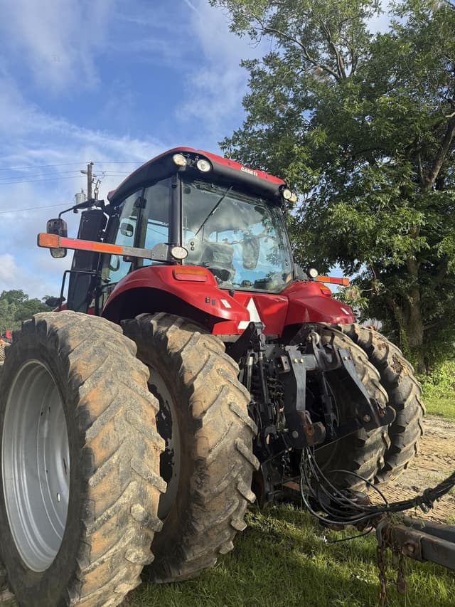Image of Case IH Magnum 250 equipment image 2