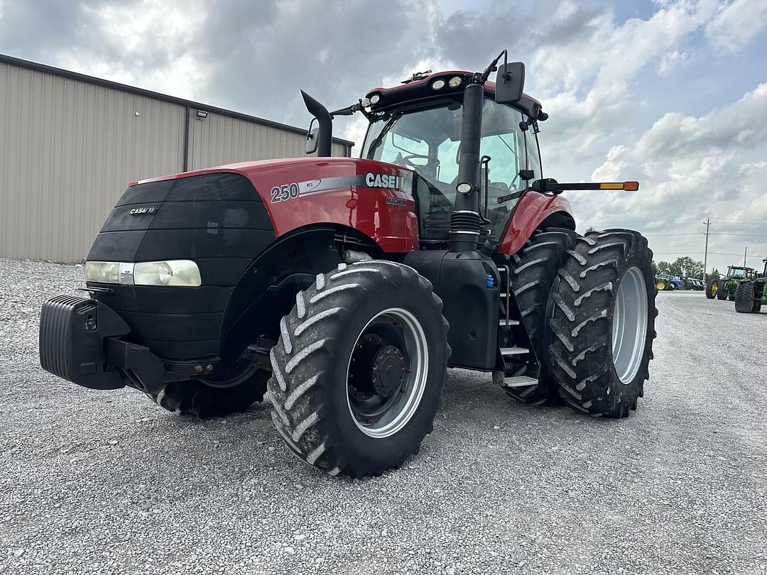 Image of Case IH Magnum 250 Primary image
