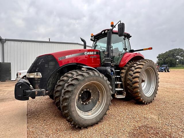 Image of Case IH Magnum 280 equipment image 2