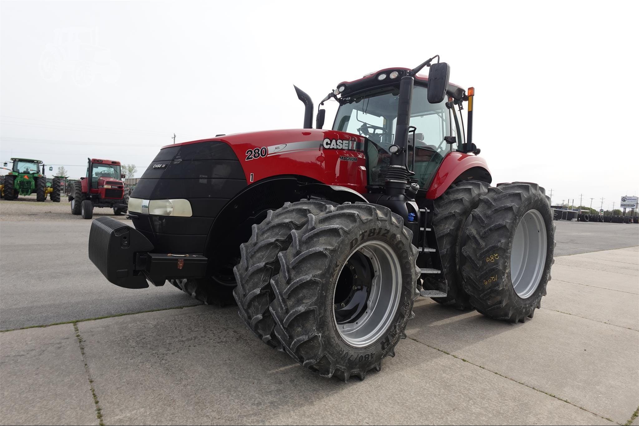 2018 Case IH Magnum 280 Equipment Image0