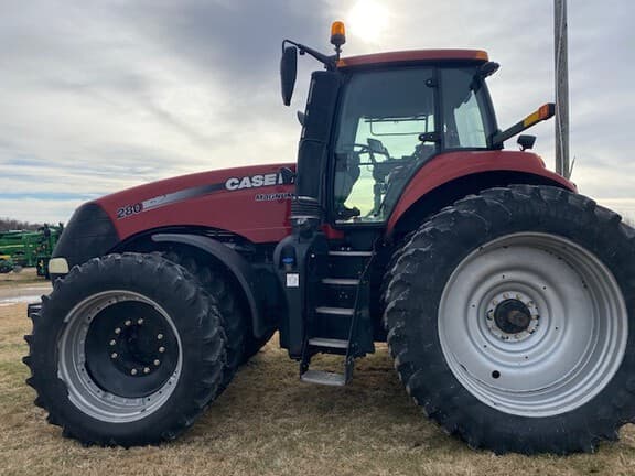 Image of Case IH Magnum 280 Primary image