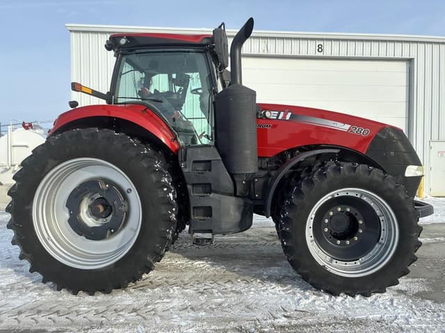 Image of Case IH Magnum 280 equipment image 3