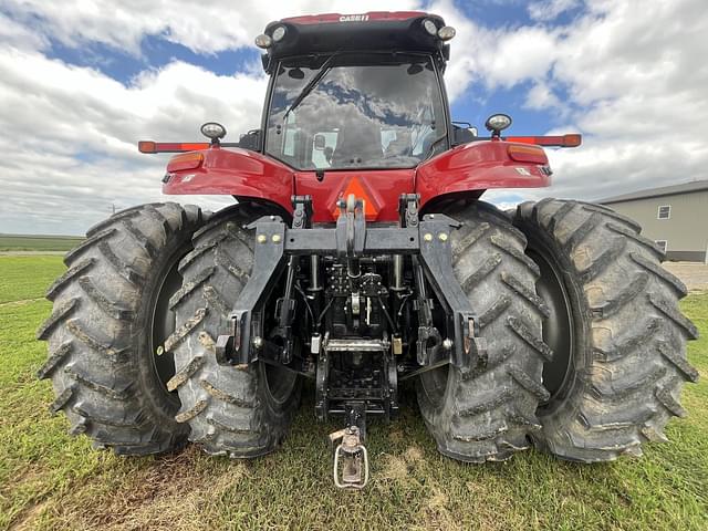 Image of Case IH Magnum 310 equipment image 4