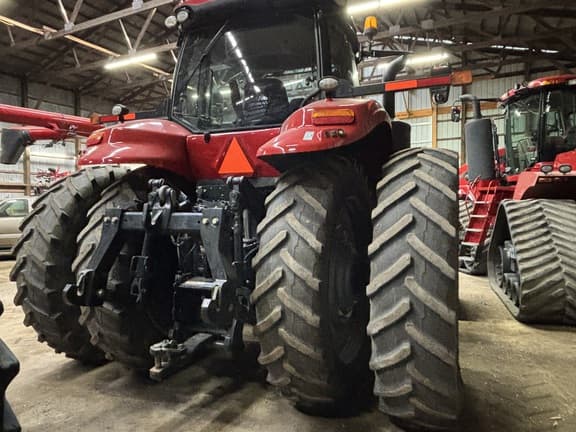 Image of Case IH Magnum 310 equipment image 4