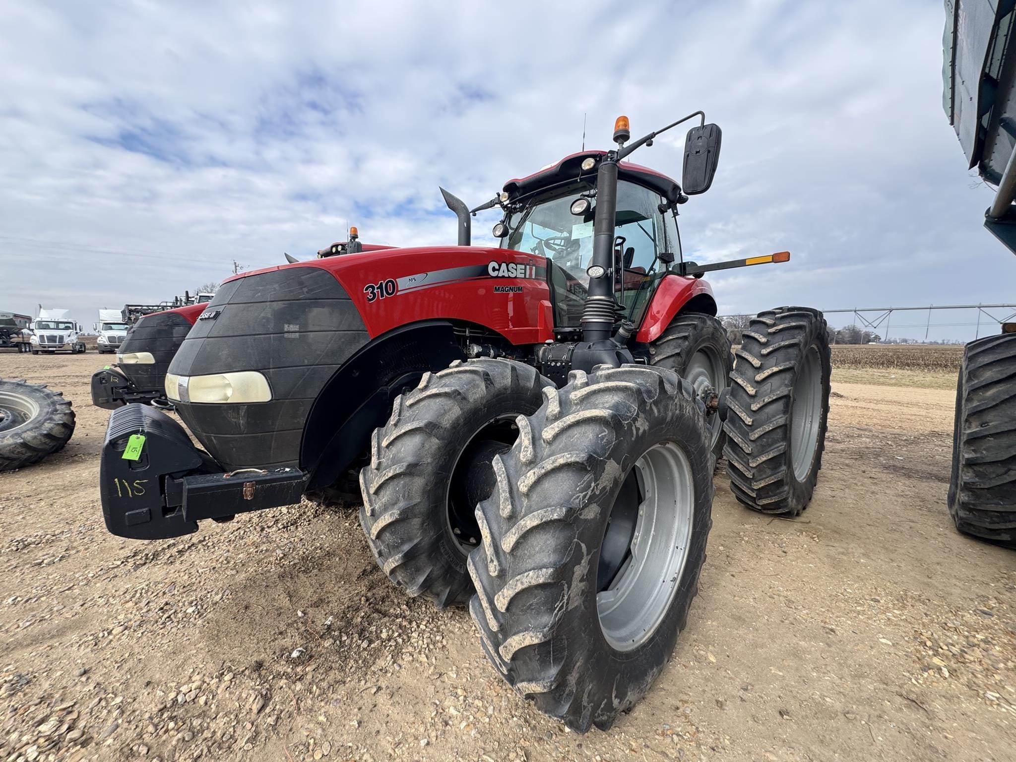 2018 Case IH Magnum 310 Equipment Image0