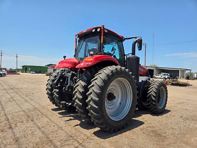 Image of Case IH Magnum 310 equipment image 4