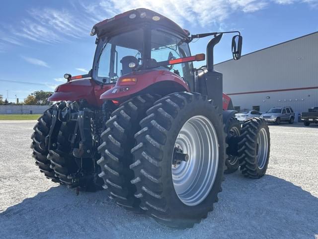 Image of Case IH Magnum 310 equipment image 2