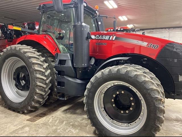 Image of Case IH Magnum 310 equipment image 1
