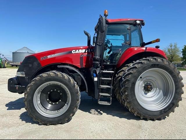 Image of Case IH Magnum 310 equipment image 4