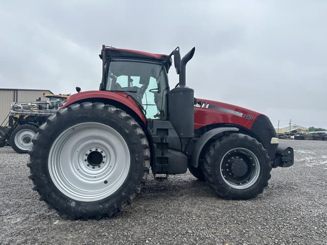 Image of Case IH Magnum 310 equipment image 3