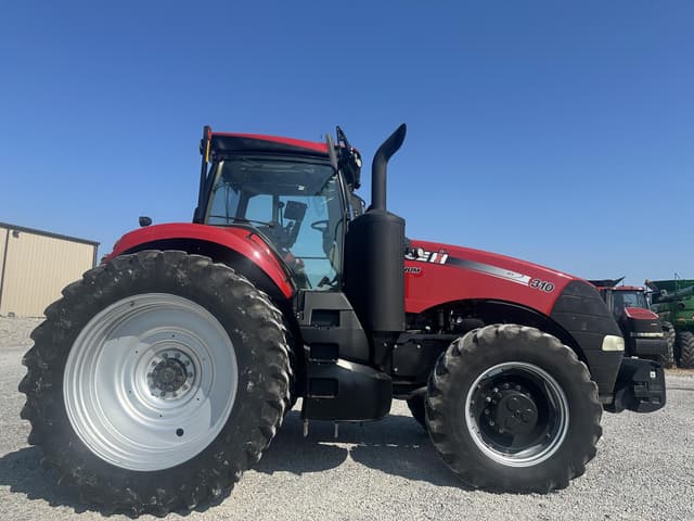 Image of Case IH Magnum 310 equipment image 3