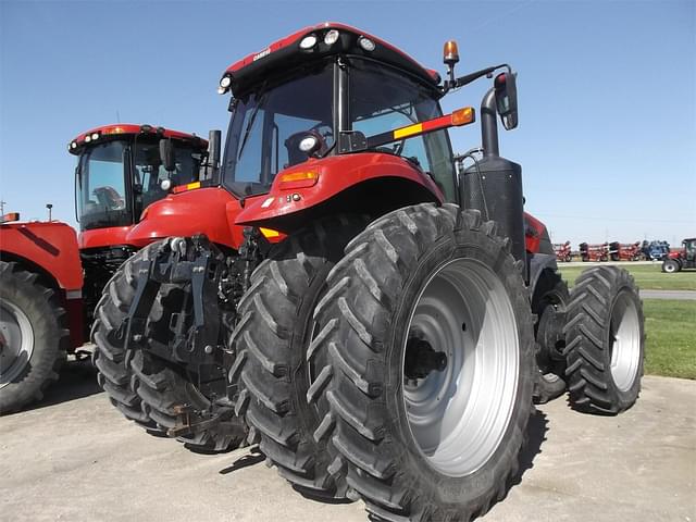 Image of Case IH Magnum 310 equipment image 3