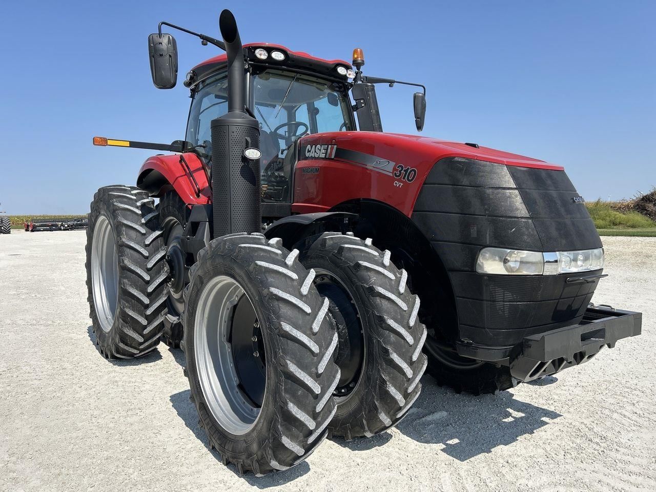 2018 Case IH Magnum 310 Equipment Image0