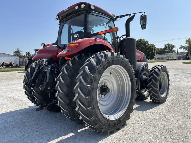Image of Case IH Magnum 310 equipment image 2