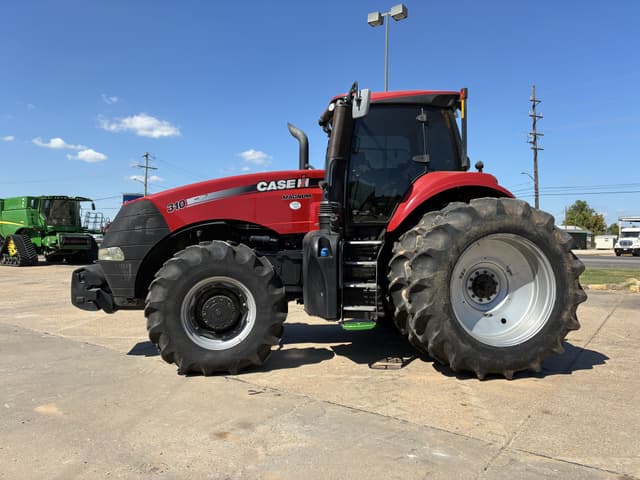 Image of Case IH Magnum 310 equipment image 1