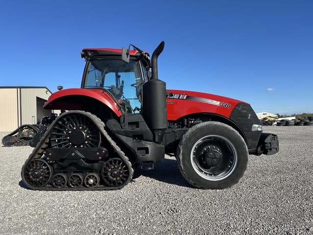 Image of Case IH Magnum 340 Rowtrac equipment image 3