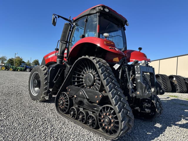 Image of Case IH Magnum 340 Rowtrac equipment image 4