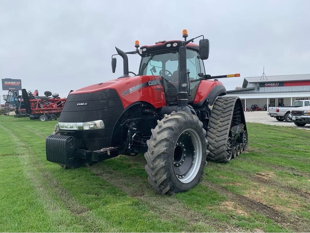 Image of Case IH Magnum 340 Rowtrac Primary image