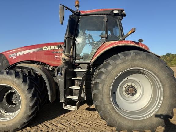 Image of Case IH Magnum 380 equipment image 1
