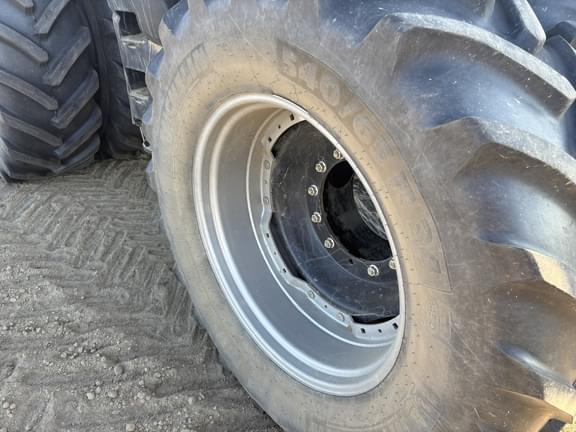 Image of Case IH Magnum 380 equipment image 4