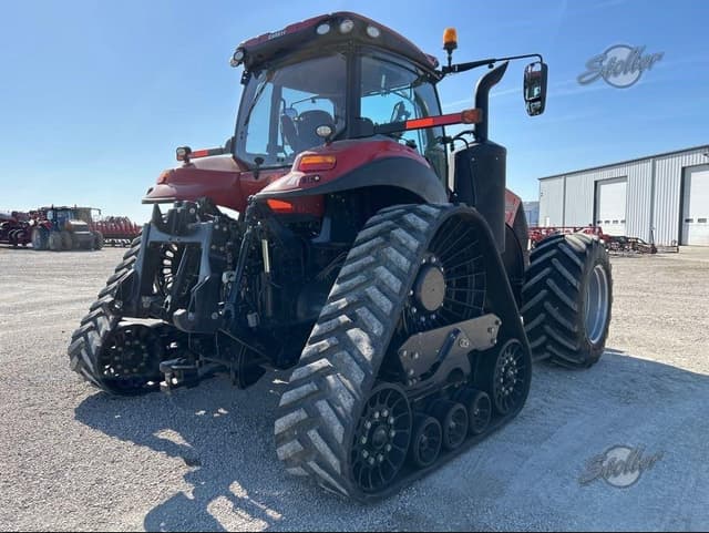 Image of Case IH Magnum 380 RowTrac equipment image 2