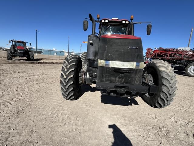 Image of Case IH Magnum 380 RowTrac equipment image 4