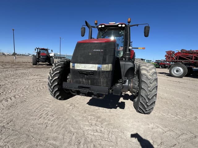 Image of Case IH Magnum 380 RowTrac equipment image 3