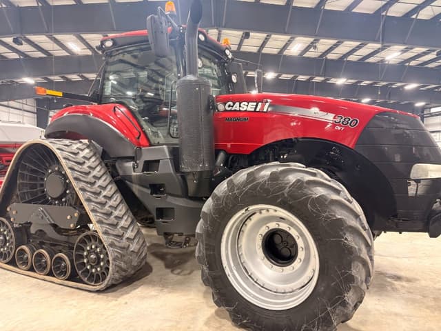 Image of Case IH Magnum 380 equipment image 4
