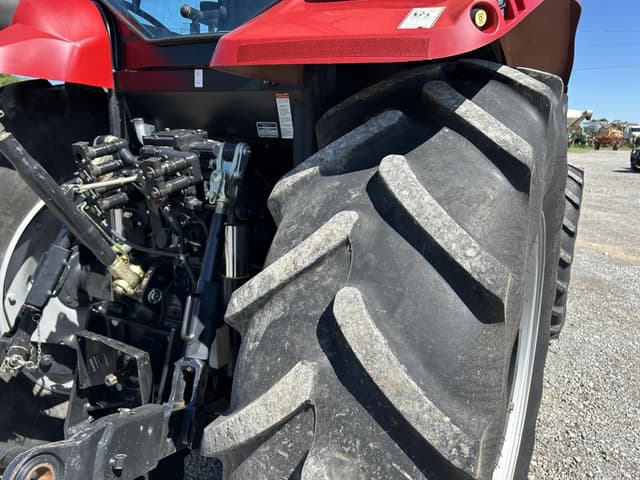 Image of Case IH Maxxum 125 equipment image 4