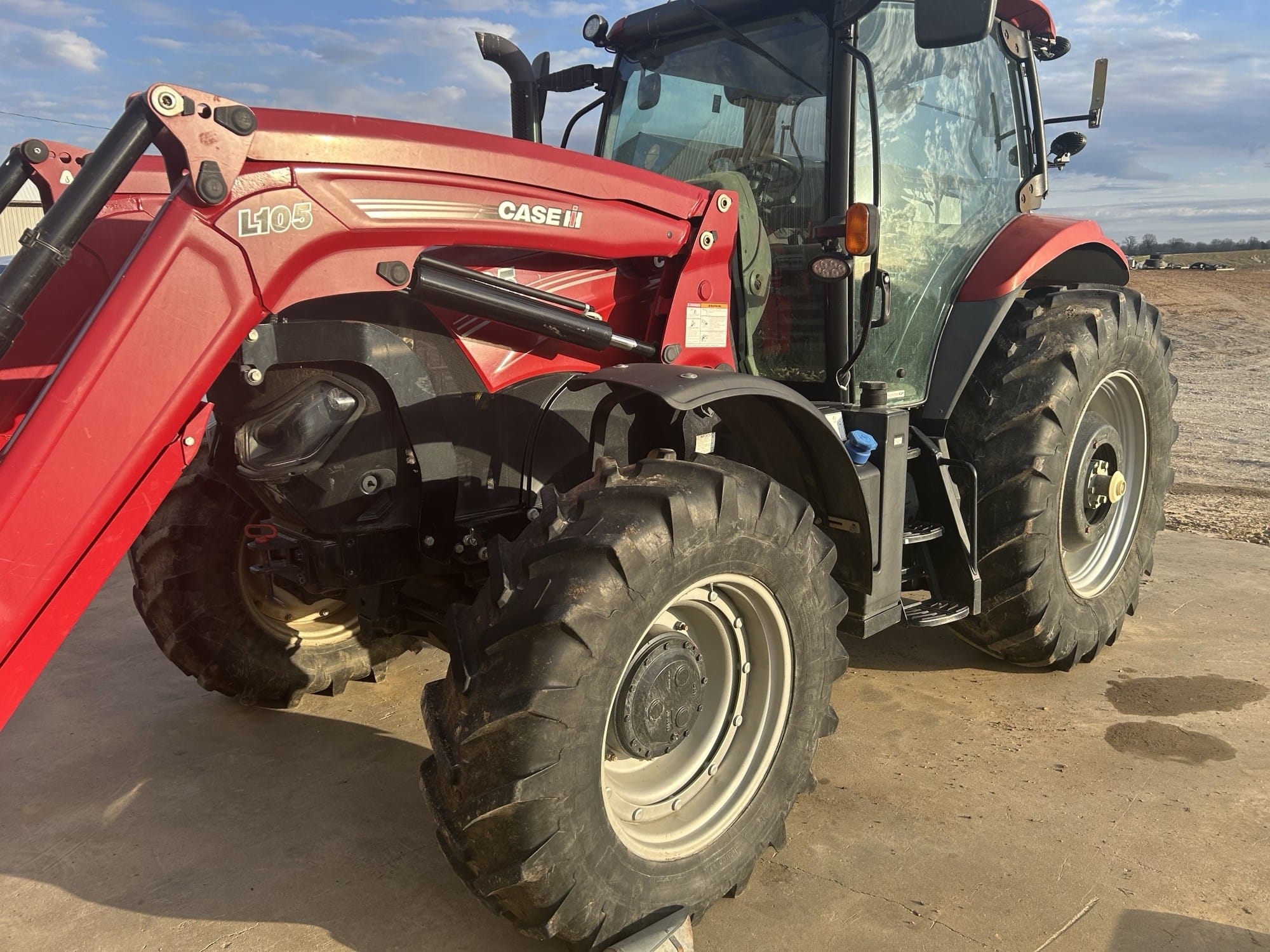 2018 Case IH Maxxum 125 Equipment Image0