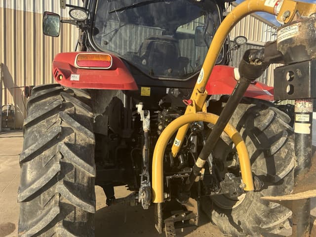 Image of Case IH Maxxum 125 equipment image 4