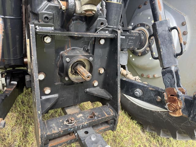 Image of Case IH Maxxum 150 equipment image 4