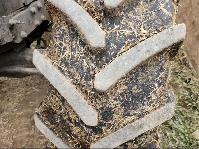 Image of Case IH Maxxum 150 equipment image 2