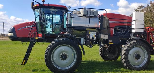 Image of Case IH Patriot 4440 equipment image 2